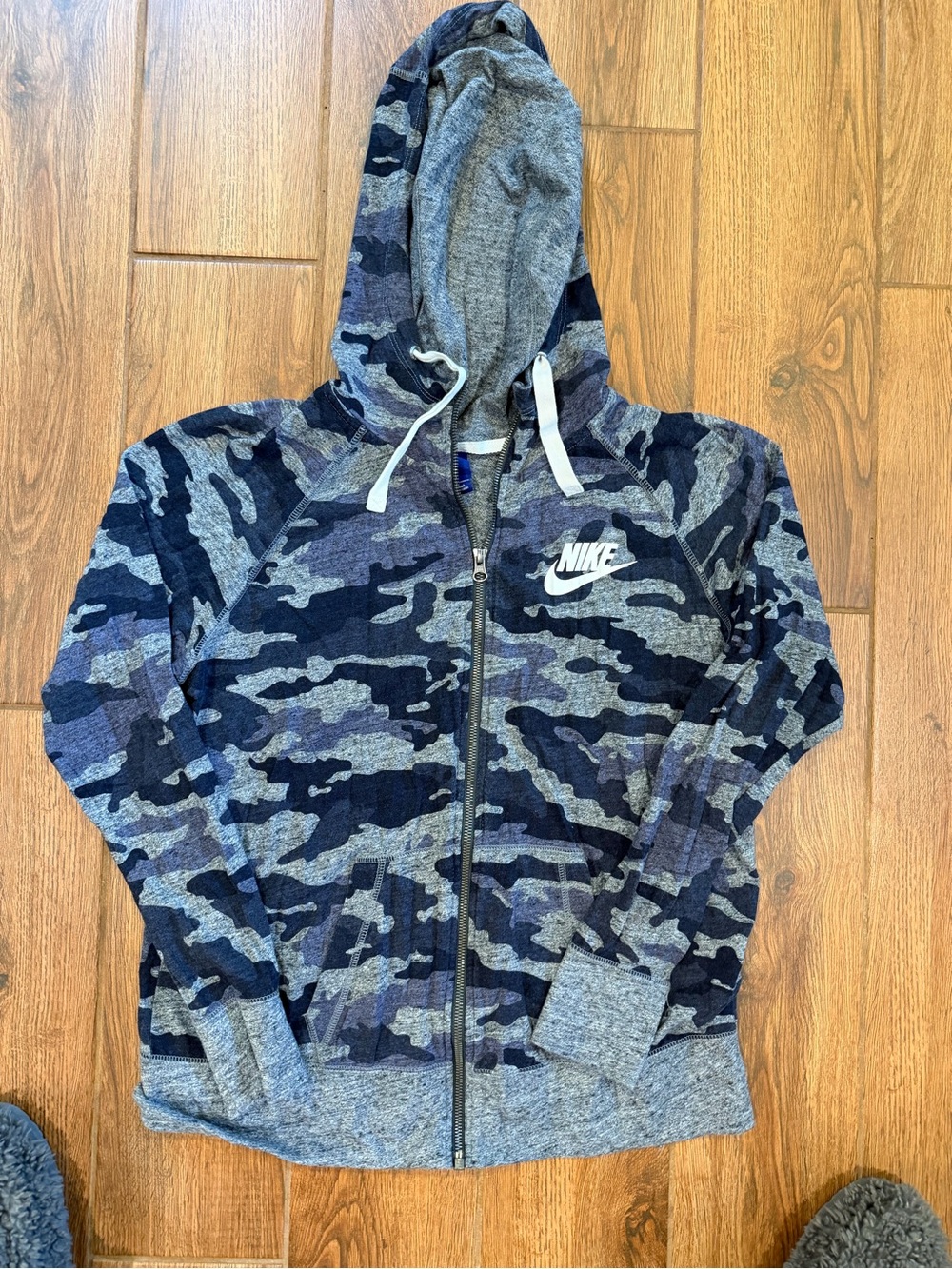Nike Navy & Gray Camo Zip Hoodie / women’s large